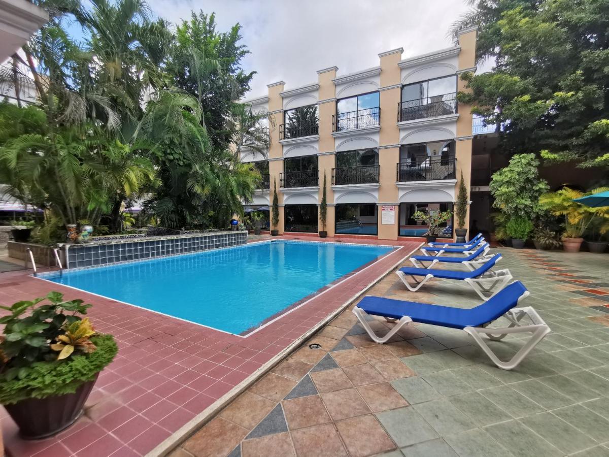 Hotel Doralba Inn ميريدا المظهر الخارجي الصورة