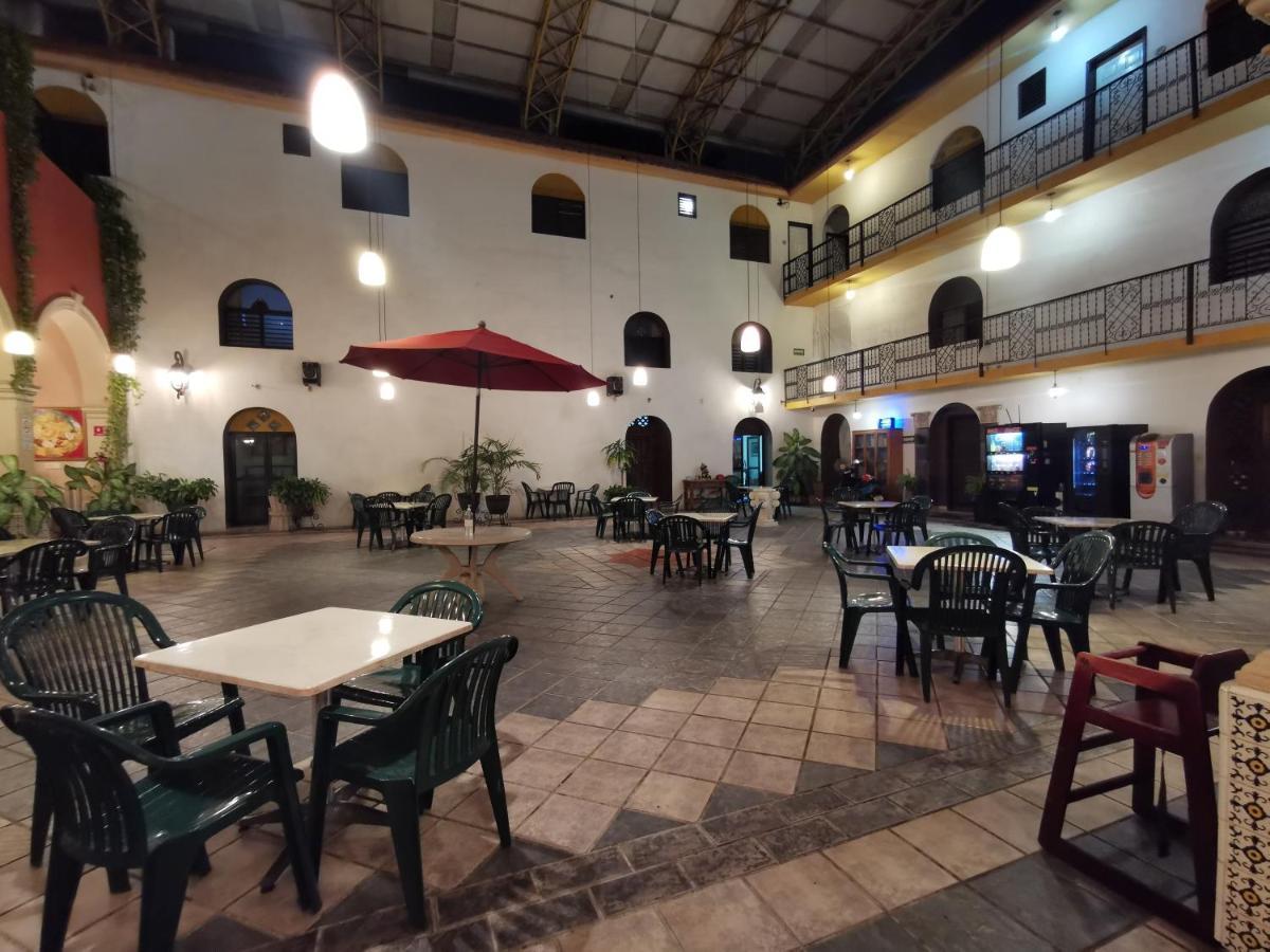 Hotel Doralba Inn ميريدا المظهر الخارجي الصورة