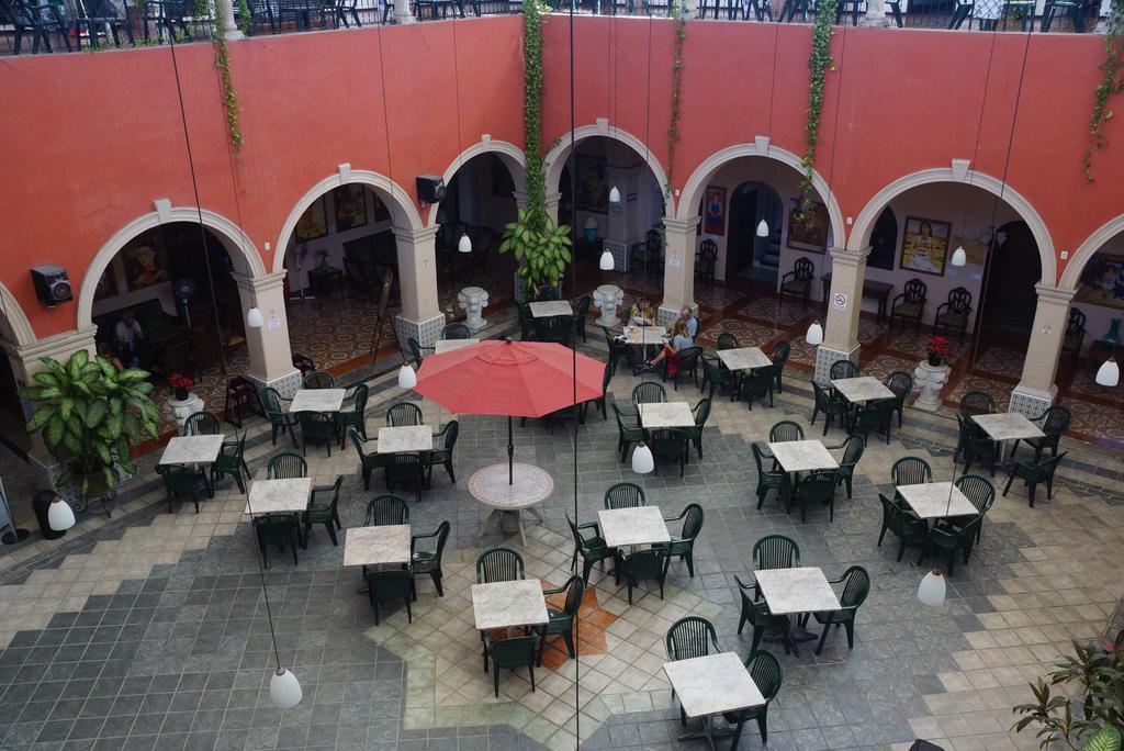 Hotel Doralba Inn ميريدا المظهر الخارجي الصورة