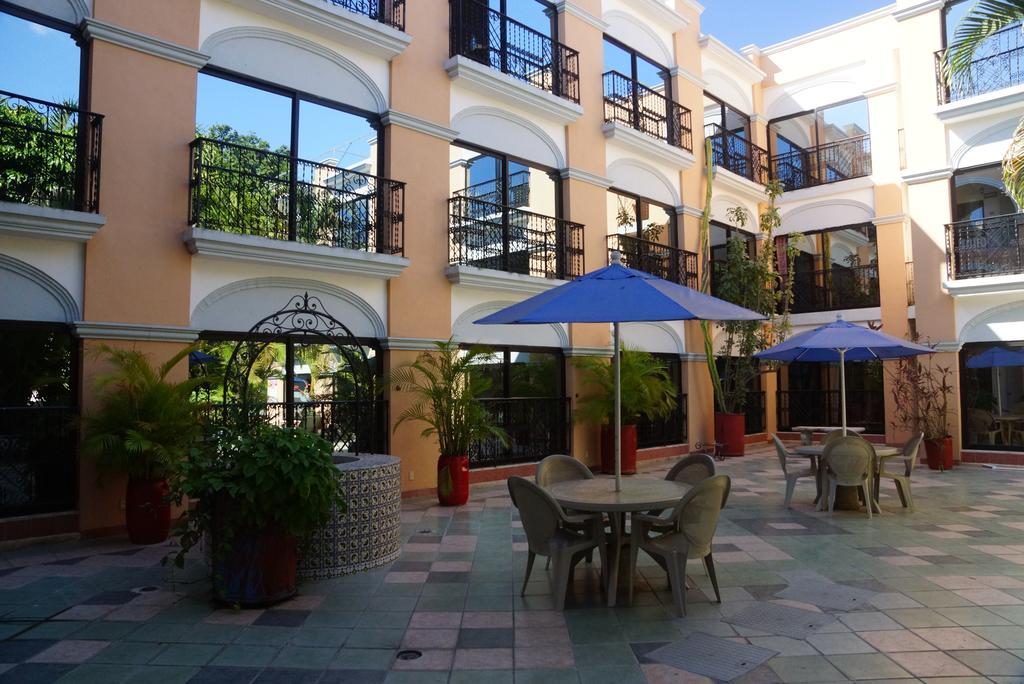 Hotel Doralba Inn ميريدا المظهر الخارجي الصورة