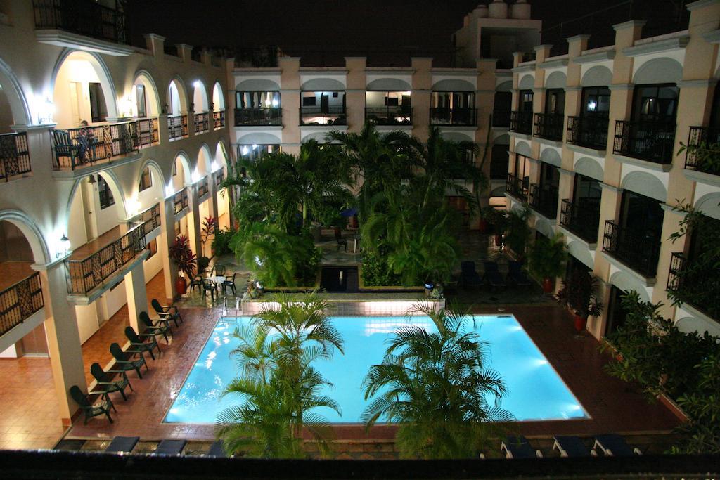Hotel Doralba Inn ميريدا المظهر الخارجي الصورة