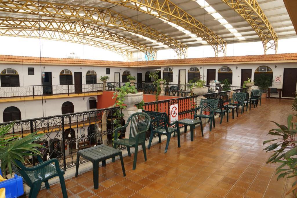 Hotel Doralba Inn ميريدا المظهر الخارجي الصورة